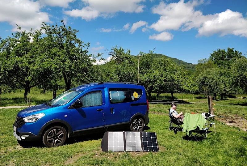 Micro Camper Dacia Dokker Slowenien Solarzelle